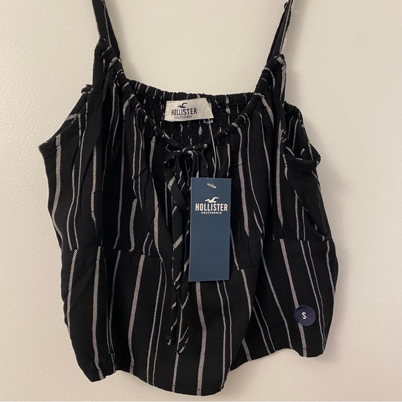 NWT Hollister cropped tie-front striped tank top - Picture 1 of 6